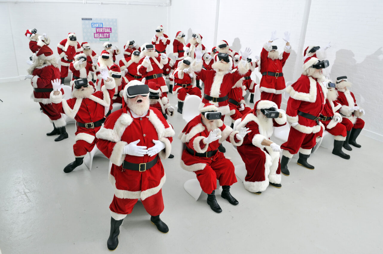 32 Santas experience VR